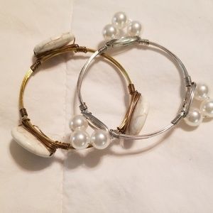 Bracelets. Wire and stone.